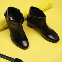 Elle Women's Black Casual Booties-picture-38