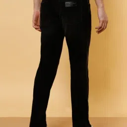 Wrangler Cool Black Cotton Slim Fit Jeans image 2