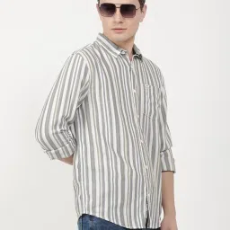 Lee Olive Cotton Regular Fit Striped Shirt image 4