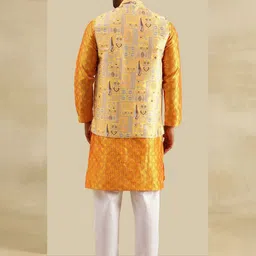 SOJANYA Geometric Embroidered Mandarin Collar Straight Kurta With Pyjamas & Nehru Jacket image 3