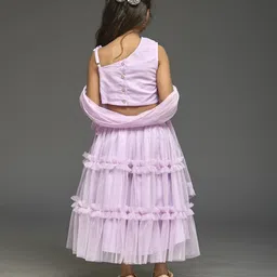 KIDSDEW Net Woven Sleeveless Floral Applique Detailed Tiered Lehenga Choli With Dupatta Set - Purple image 3