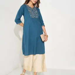 RANGMANCH BY PANTALOONS Embroidered Notch Neck Straight Kurta-image-63