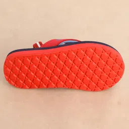 Cute Walk by Babyhug Flip Flops Sports Print - Red image 5