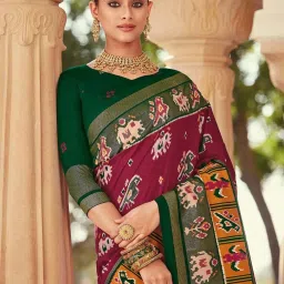 Satrani Maroon & Green Printed Saree With Unstitched Blouse image 2