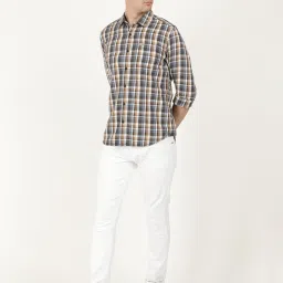 Wrangler Navy & Brown Cotton Regular Fit Checks Shirt image 5