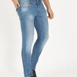 Wrangler Light Indigo Cotton Slim Fit Jeans image 4