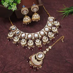 House of Pataudi Gold-Plated Kundan-Studded & Beaded Jewellery Set-picture-18