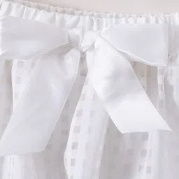 Mark & Mia Above Knee Length Skirt with Checks & Bow Detailing - White image 5