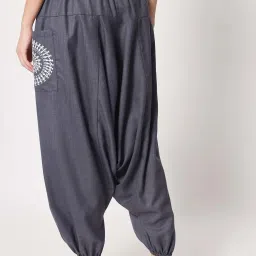 9rasa Grey Cotton Printed Drop-Crotch Pants image 2