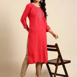 SHOWOFF Red Embroidered Straight Kurta-image-69