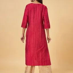 Rangmanch by Pantaloons Pink Embroidered Straight Kurta image 2