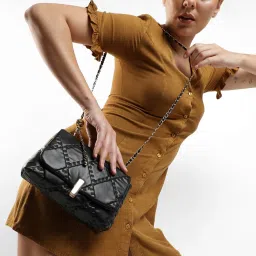 HauteSauce Black Quilted Medium Handheld Handbag image 2