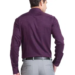 Park Avenue Maroon Cotton Slim Fit Self Pattern Shirt image 2