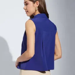 Latin Quarters Blue Top image 2