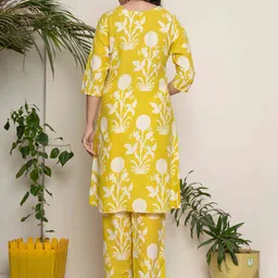Fabmoha Floral Printed V-Neck Pure Cotton A-Line Kurta With Trousers image 5