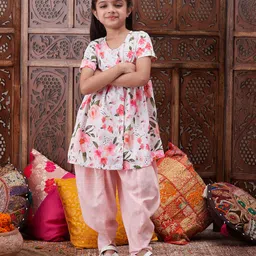 Pspeaches Cotton Half Sleeves Floral Printed Dhoti Kurta Set - Peach-picture-28