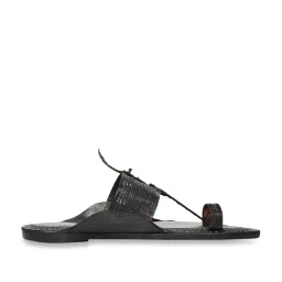 Kalapuri Men's Black Kolhapuri Sandals image 2