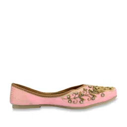Desi Colour Women's Pink Ethnic Juttis image 2