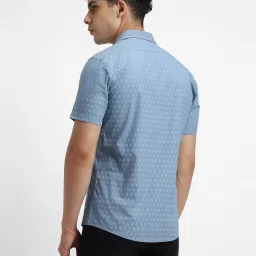 Forever 21 Blue Cotton Regular Fit Printed Shirt image 2