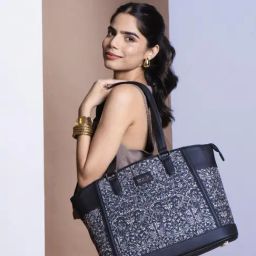 ZOUK Lattice Lace Printed Tote Handbag-picture-12