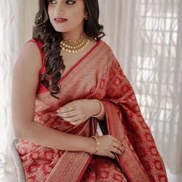 ZIKARAA Woven Design Zari Handloom Saree image 2