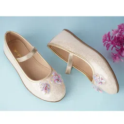 boyz n galz Shimmer Bow Applique Detailed Ballerinas - Cream-picture-18