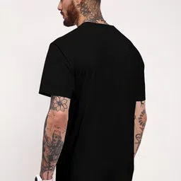 SHOWOFFFF Men Typography Printed Slim Fit T-shirt image 2