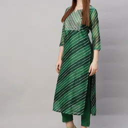 GoSriKi Women Floral Embroidered Regular Kurta with Trousers & With Dupatta image 5