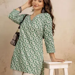 Gulmehendi Women Ethnic Motifs Printed Straight Kurta-image-9