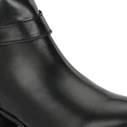 Roadster The Lifestyle Co. Women Round Toe Chunky Boots image 4