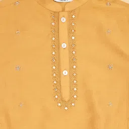 indus route by Pantaloons Boys Floral Embroidered Regular Kurta with Pyjamas image 5