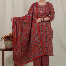 Aramya Geometric Printed Thread Work Pure Cotton Kurta with Trouser & With Dupatta-picture-17