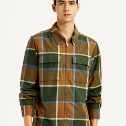 Levis Men Classic Checked Casual Shirt-image-1