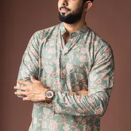 Rawayi Men Floral Printed Thread Work Kurta image 3