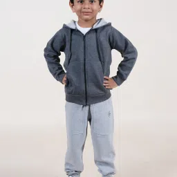 Kiddopanti Boys Grey Textured Full Sleeves Hoodie with Trackpants image 1
