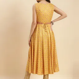 Rangita Mustard Printed Flared Kurta image 2