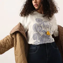 Vero Moda Off White & Blue Cotton Printed T-Shirt image 1