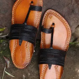 Kalapuri Men's Black Kolhapuri Sandals-picture-22