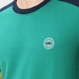 Peter England Green Cotton Slim Fit Sweatshirt image 4