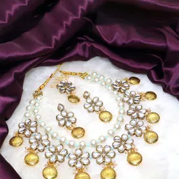 JN HANDICRAFT Copper-Plated Kundan Studded & Beaded Jewellery Set image 1