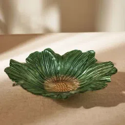 Pure Home and Living Green Glass Floral Shaped Serving Bowl (0.4 L)-picture-48