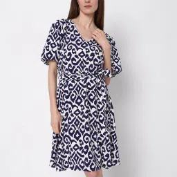Vero Moda White & Navy Printed Fit & Flare Dress image 2