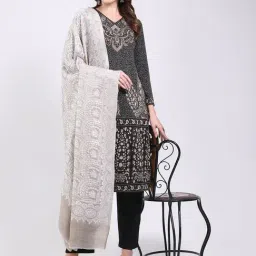 Monte Carlo Beige Wool Shawl-picture-37