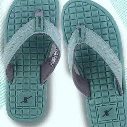 Sparx Men's Green Flip Flops image 1