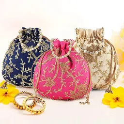 Kuber Industries Set Of 3 Embroidered Potli Clutches-image-47