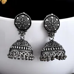 NAMAN ARTS Silver-Plated Beaded Jewellery Set image 4