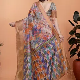 Aaishvyapparels Silk Blend Saree image 2