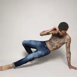 Campus Sutra Warm Blue Regular Fit Distressed Jeans image 5