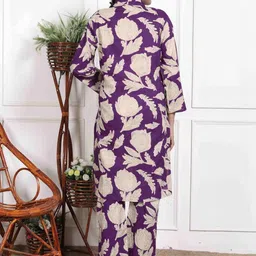 NAVYAAZRI Women Floral Printed Regular Pure Cotton Kurta with Trousers image 5