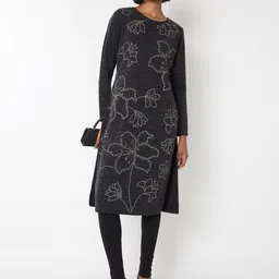 max Women Ethnic Motifs Embroidered Sequinned Kurta-image-56